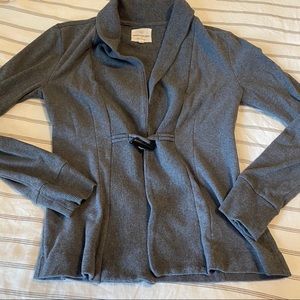 Banana Republic gray toggle closure sweater